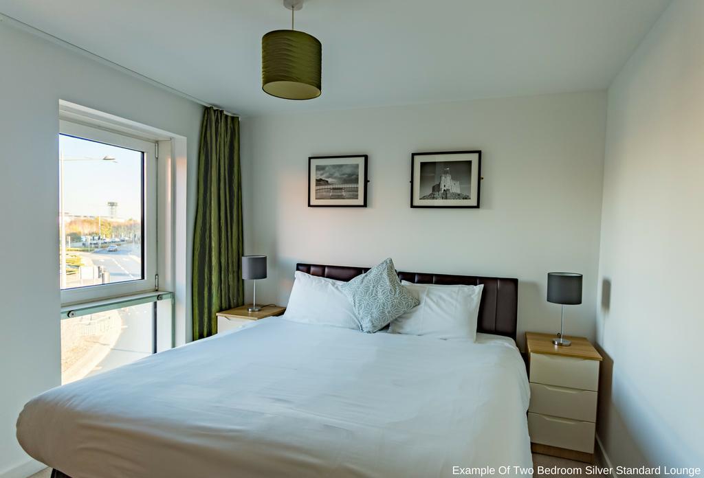 Quayside Serviced Apartments Кардифф Экстерьер фото
